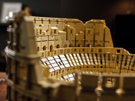 LEGO 10276 картинка 10