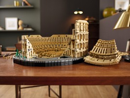 LEGO 10276 картинка 14