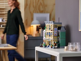 LEGO 10278 картинка 33 LEGO 10278 картинка 33