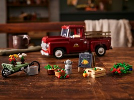 LEGO 10290 картинка 23