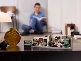 LEGO 10291 картинка 22