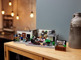 LEGO 10291 картинка 26