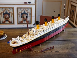 LEGO 10294 картинка 29 LEGO 10294 картинка 29