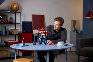 LEGO 10302 картинка 9