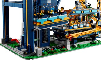 LEGO 10303 картинка 5