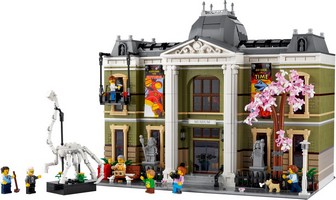 LEGO 10326 картинка 1 LEGO 10326 картинка 1