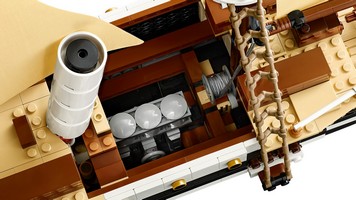 LEGO 10335 картинка 7