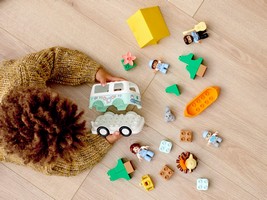 LEGO 10946 картинка 11 LEGO 10946 картинка 11