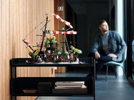 LEGO 21322 картинка 26 LEGO 21322 картинка 26