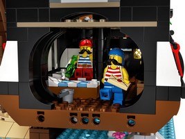 LEGO 21322 картинка 8 LEGO 21322 картинка 8