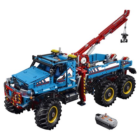 LEGO 42070 - Аварийный внедорожник 6х6 LEGO 42070 - Аварийный внедорожник 6х6