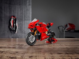 LEGO 42107 картинка 7