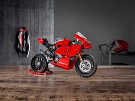 LEGO 42107 картинка 8