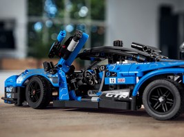 LEGO 42123 картинка 13 LEGO 42123 картинка 13