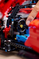 LEGO 42143 картинка 9