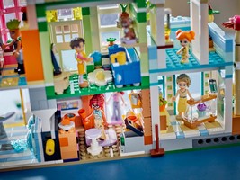 LEGO 42670 картинка 8 LEGO 42670 картинка 8