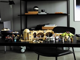 LEGO 75290 картинка 20