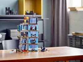 LEGO 76166 картинка 9 LEGO 76166 картинка 9