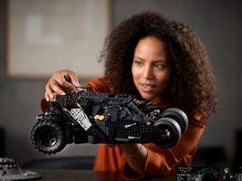 LEGO 76240 картинка 20 LEGO 76240 картинка 20