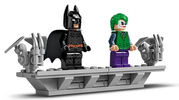 LEGO 76240 картинка 5 LEGO 76240 картинка 5