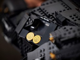 LEGO 76240 картинка 8 LEGO 76240 картинка 8