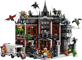 LEGO 76300 картинка 1 LEGO 76300 картинка 1