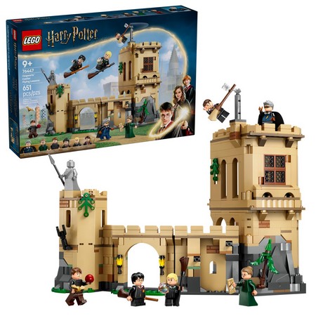 LEGO 76447 - Замок Хогвартс: Уроки полетов LEGO 76447 - Замок Хогвартс: Уроки полетов